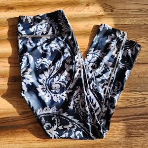 Reversible Print Leggings